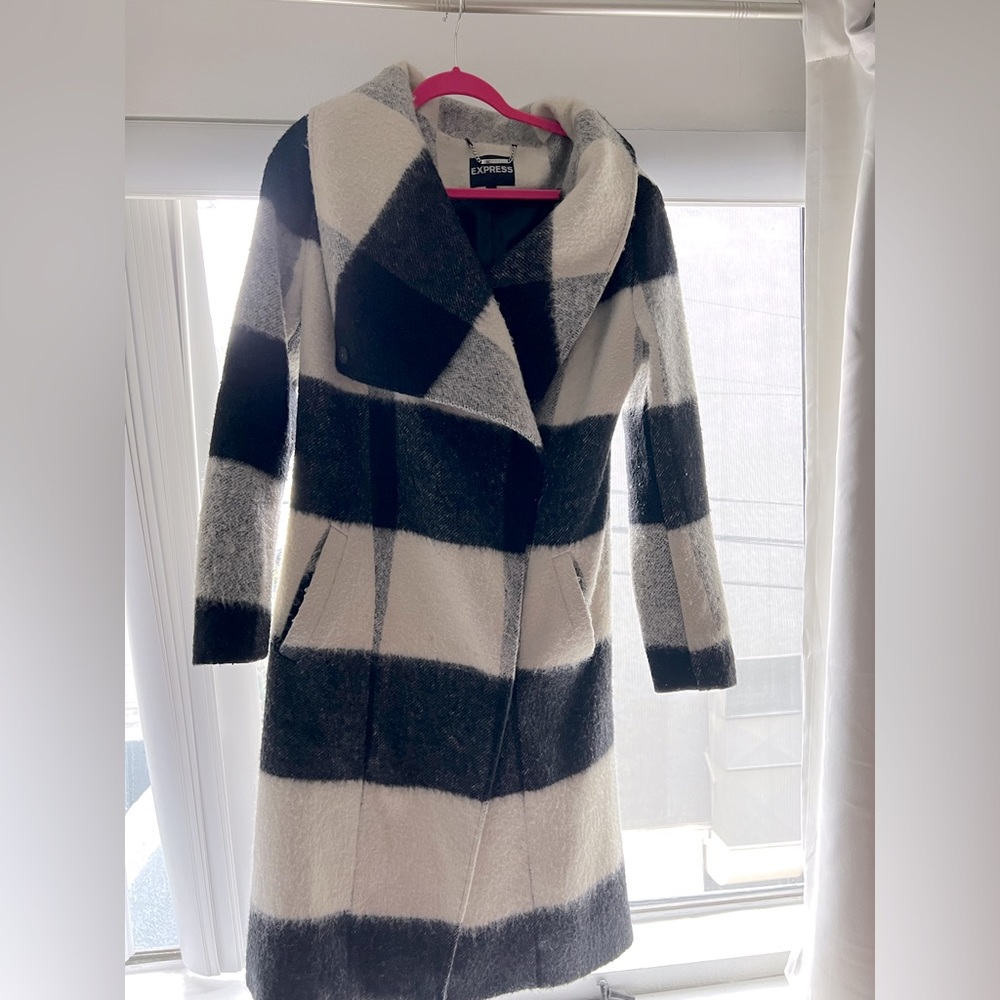 Express long wool coat black& white ,size L.